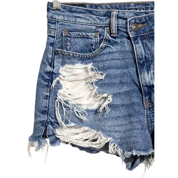 American Eagle Jean Shorts Womens Size 6 Distressed Denim Strigid Mom Short Blue - Picture 5 of 12